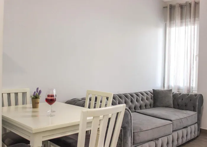 Durres Blue Escape A13 דירה *