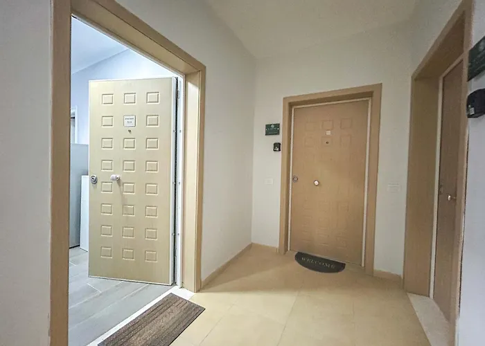 דירה Durres Blue Escape A13 גולם